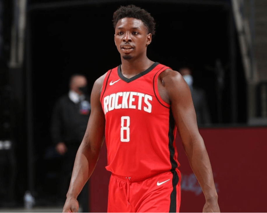 乐竞网站-今晚体能课后，多伦多猛龙手感冰凉备战西甲，管理层满意，球队文化再被提及的简单介绍